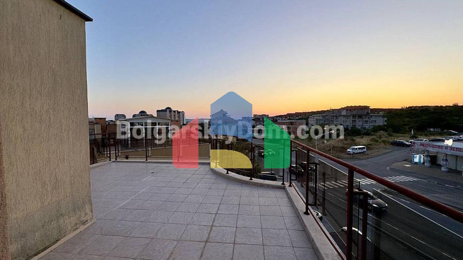 Четырехкомнатная квартира в Антония