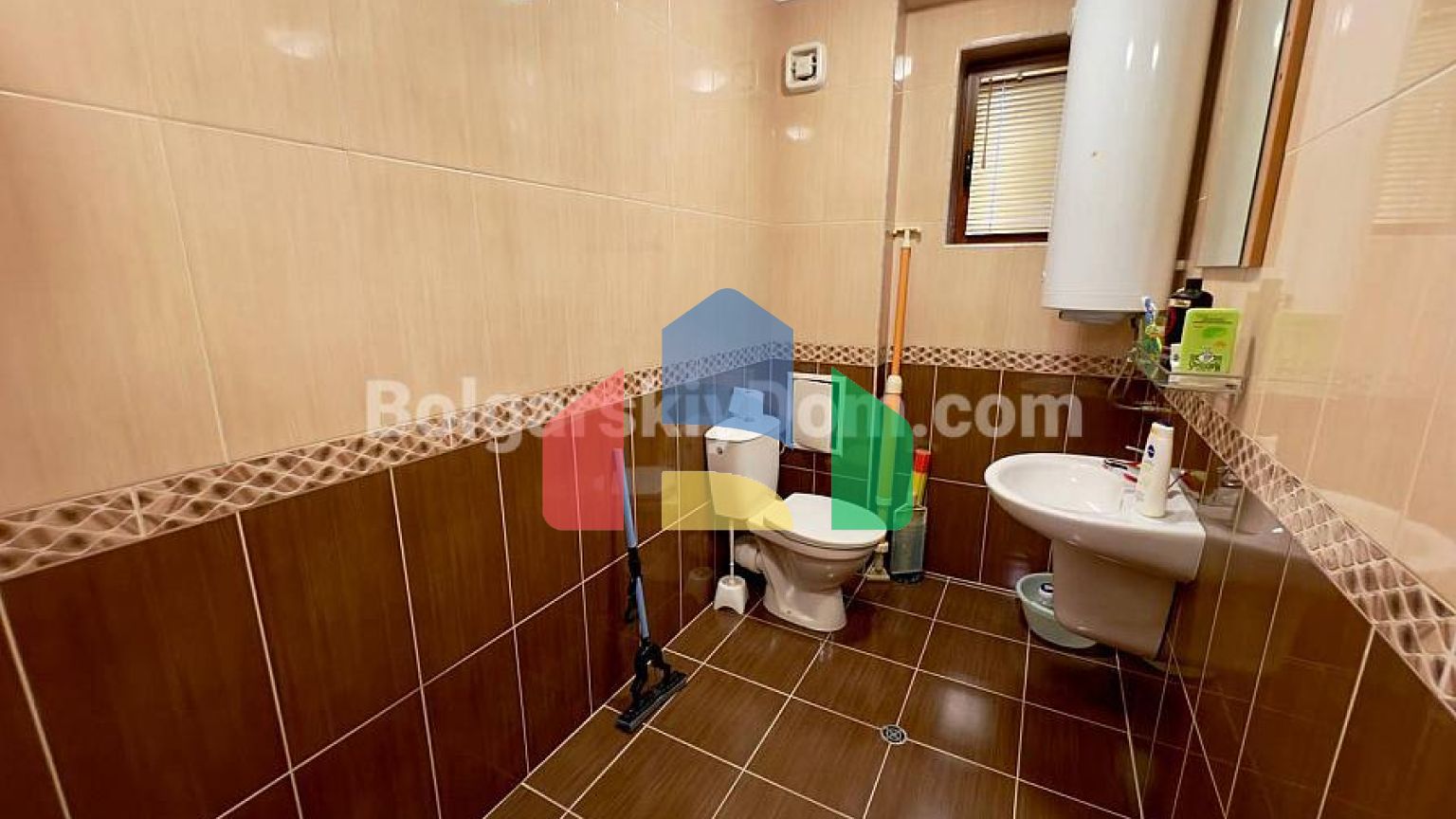 Четырехкомнатная квартира в Антония