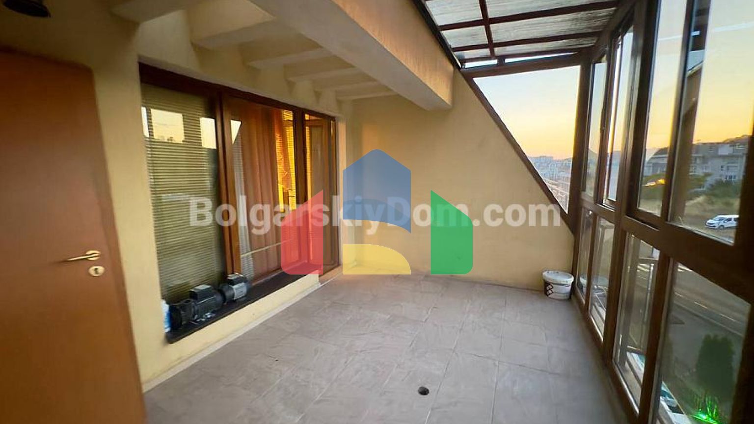 Четырехкомнатная квартира в Антония