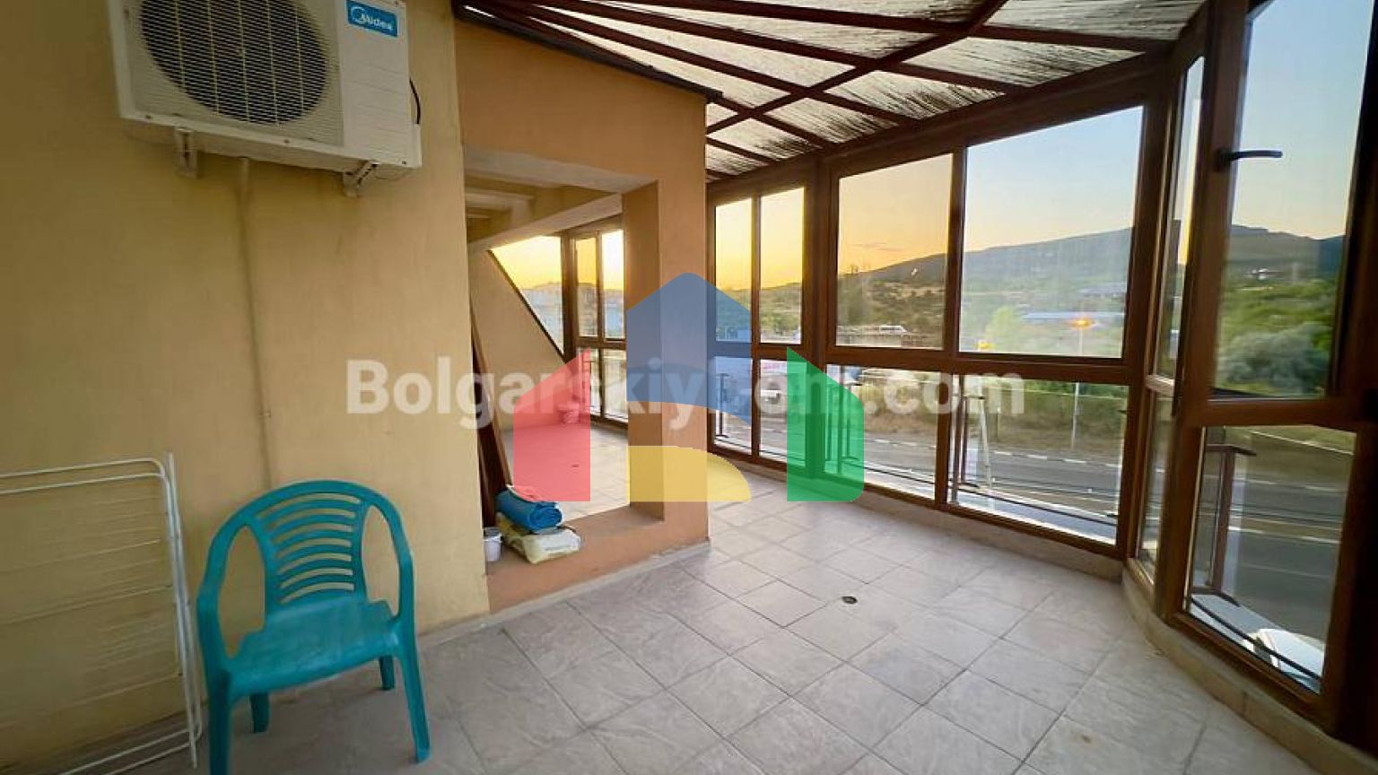 Четырехкомнатная квартира в Антония