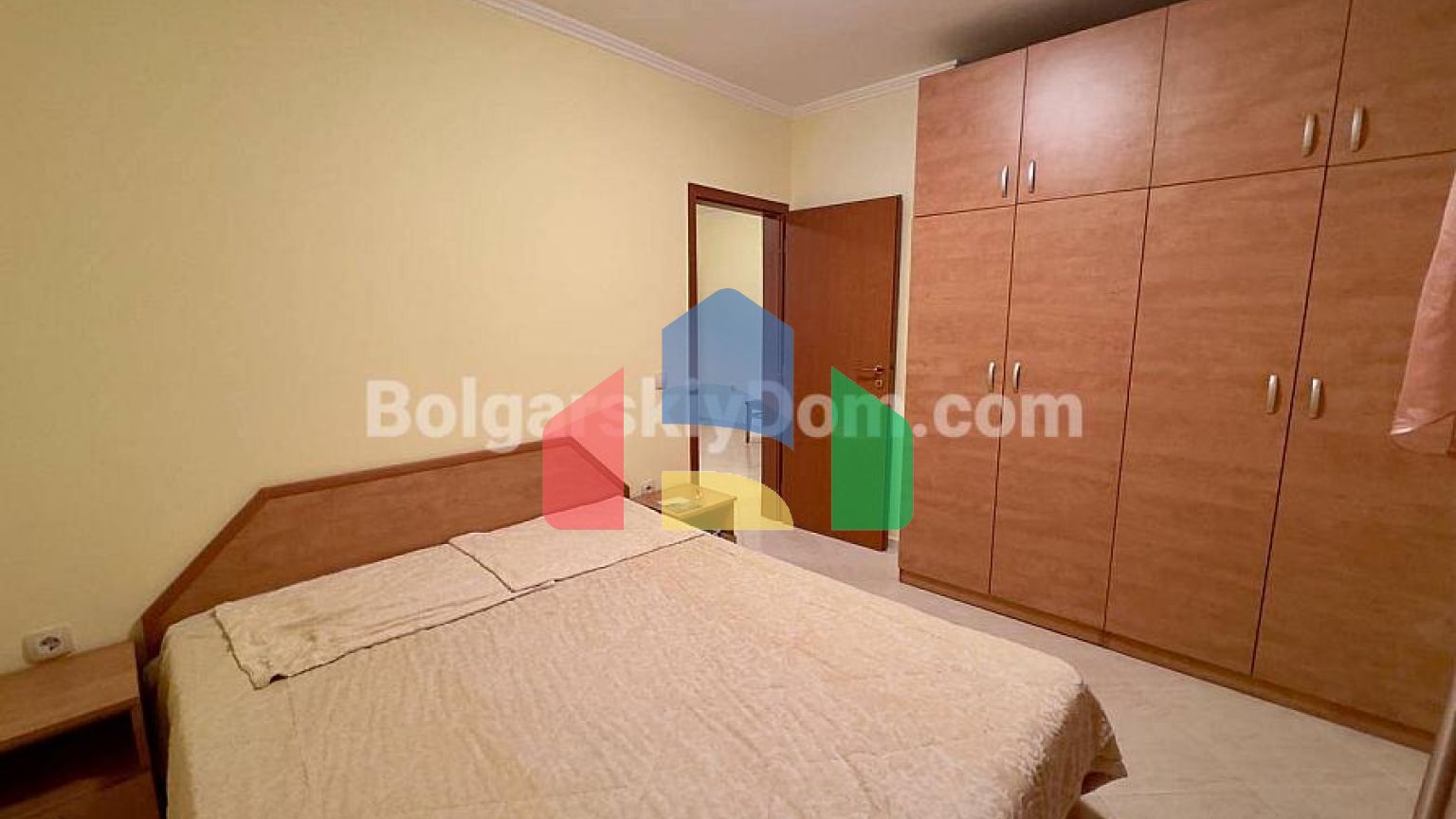 Четырехкомнатная квартира в Антония