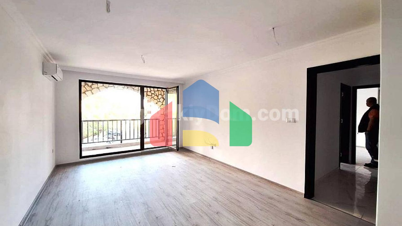 Трехкомнатная квартира в Этера 4