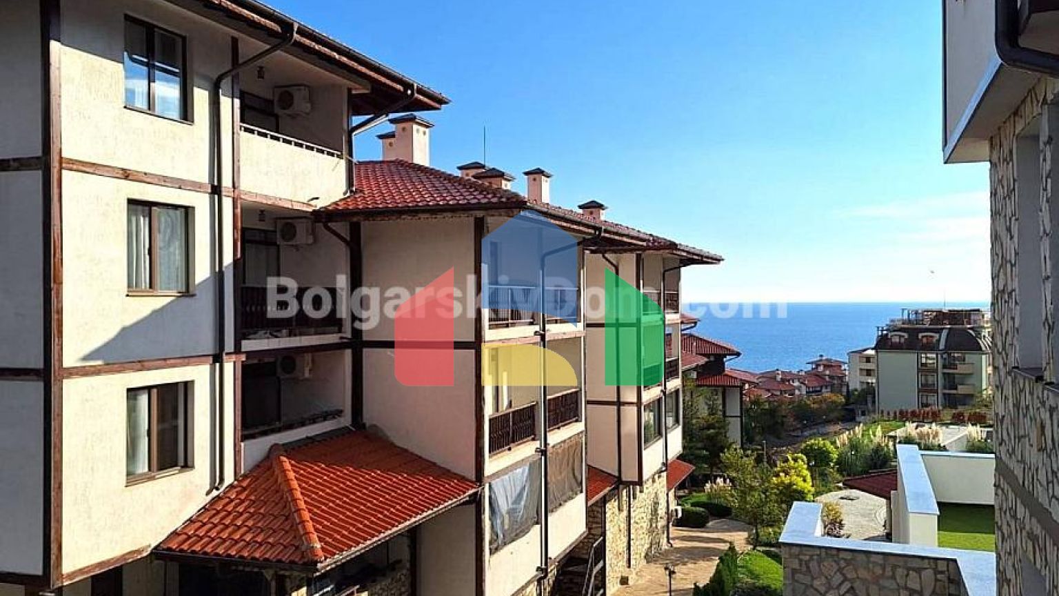 Трехкомнатная квартира в Этера 4