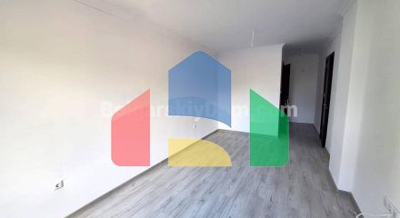 Трехкомнатная квартира в Этера 4