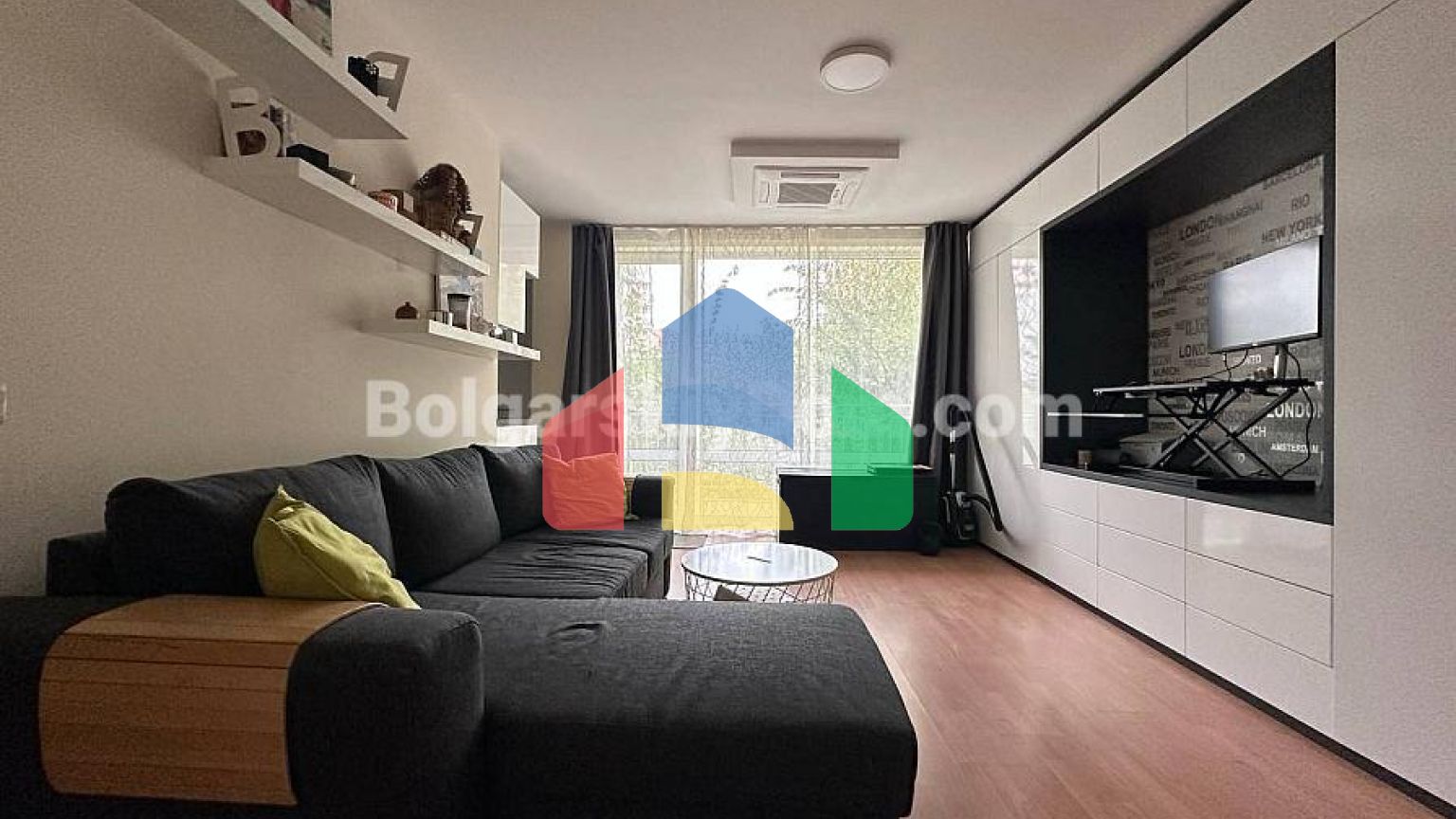 Двухкомнатная квартира в Краун Форт