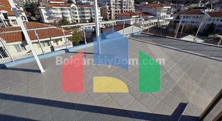 Двухкомнатная квартира в Лазур 4