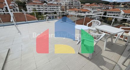 Двухкомнатная квартира в Лазур 4