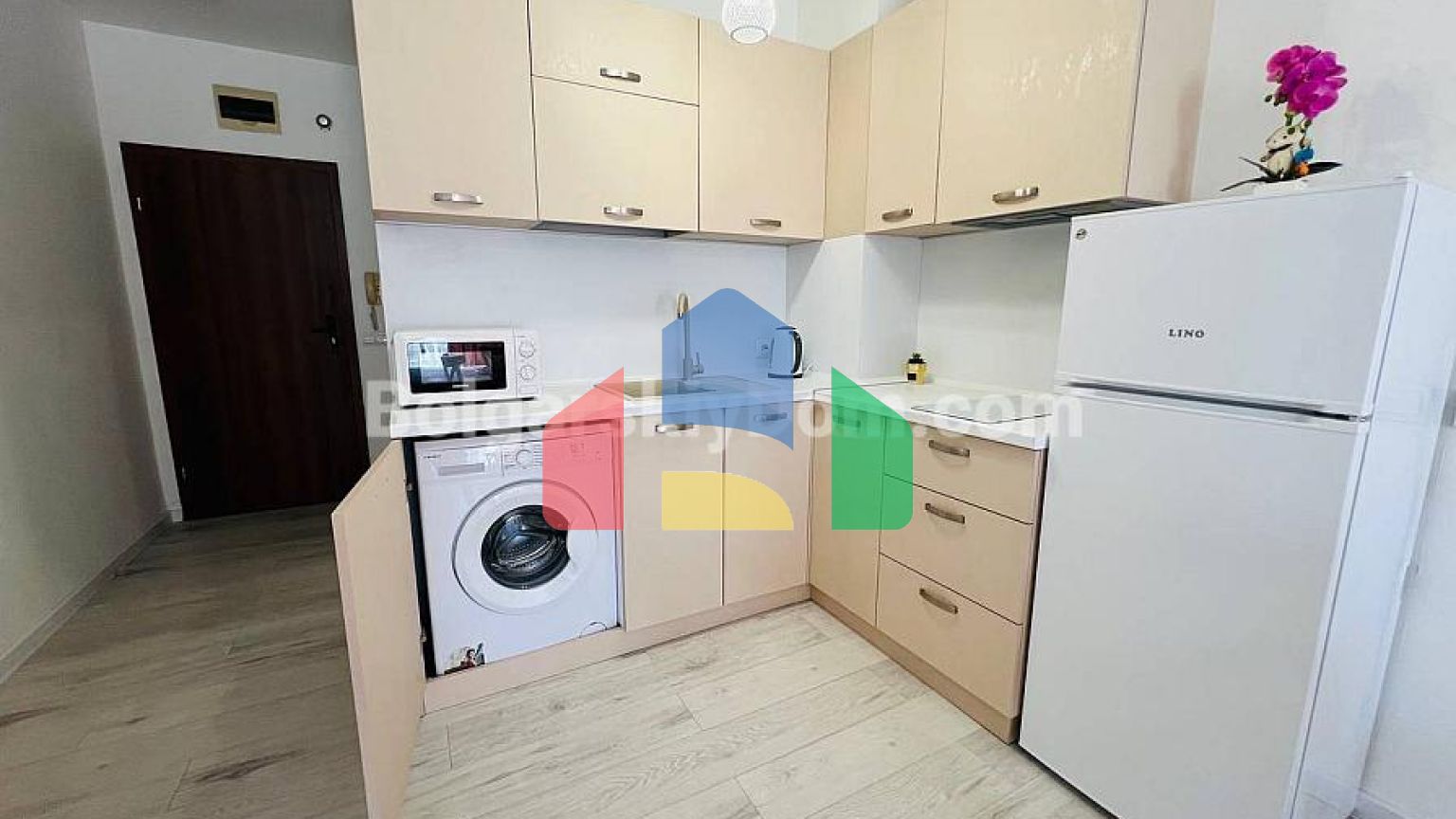 Квартира-студия в Морски Фар