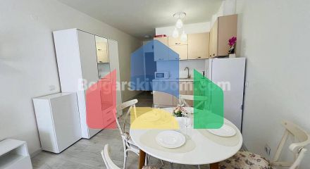 Квартира-студия в Морски Фар