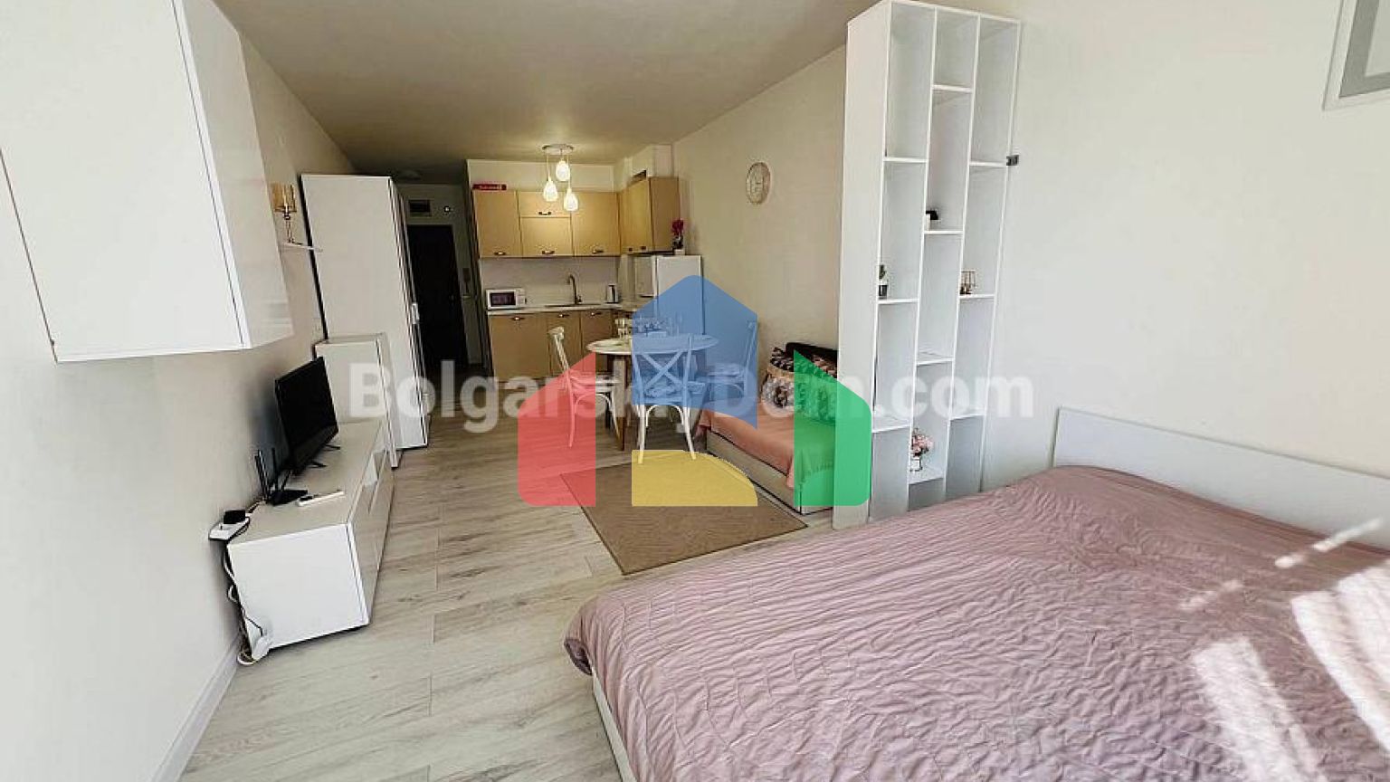 Квартира-студия в Морски Фар