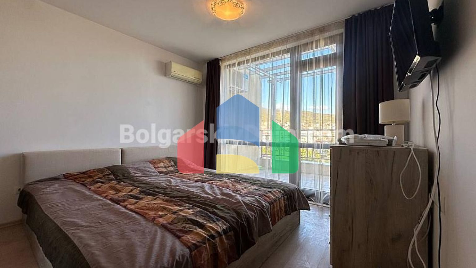 Двухкомнатная квартира в Радуга 2