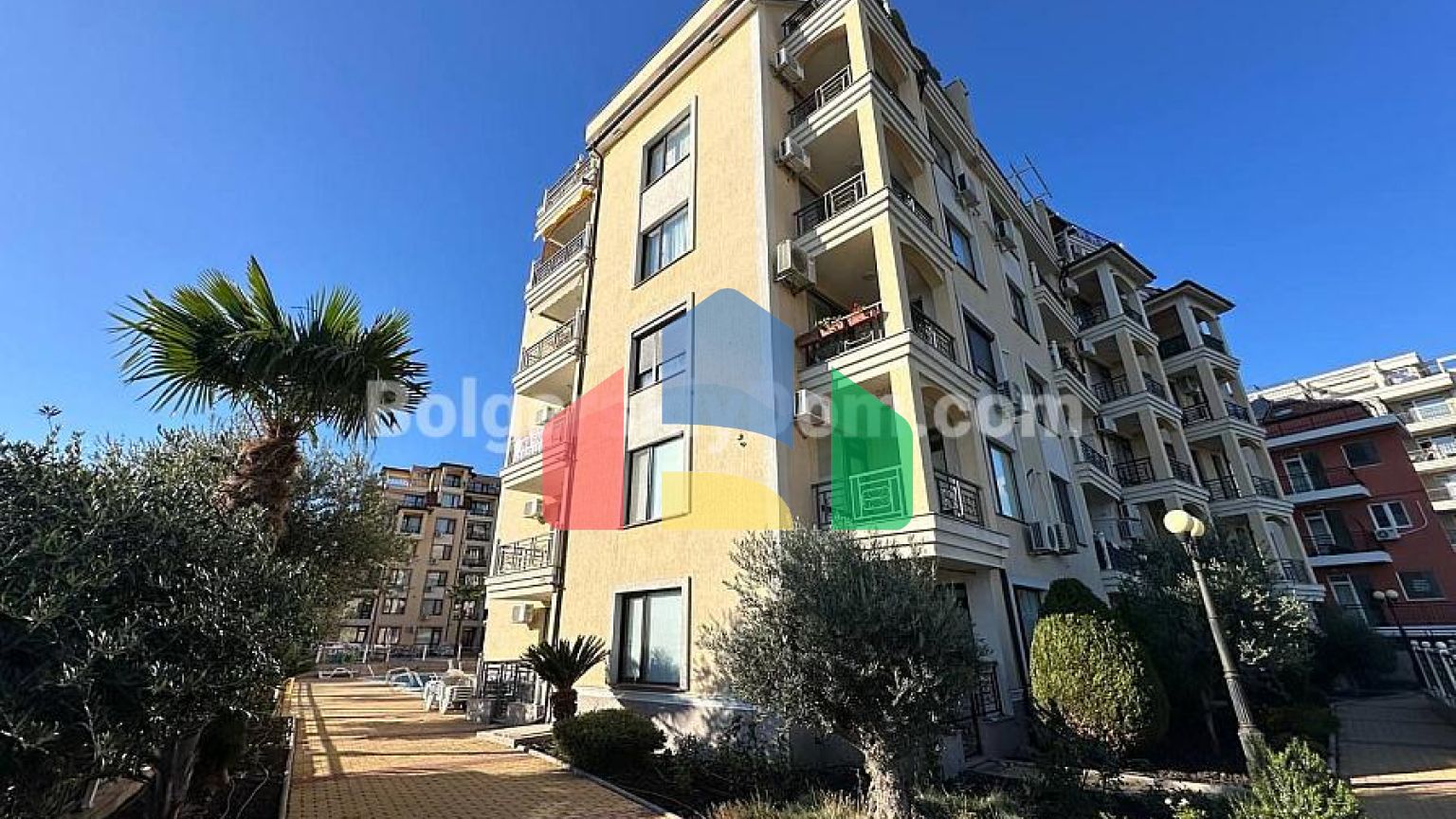 Двухкомнатная квартира в Радуга 2