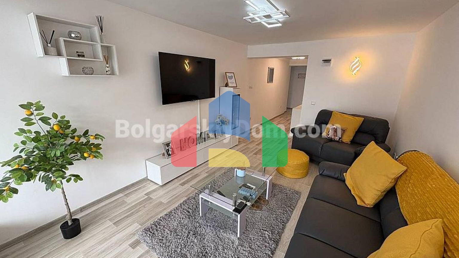 Трехкомнатная квартира в Святом Власе