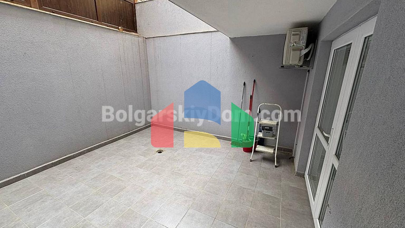 Трехкомнатная квартира в Святом Власе