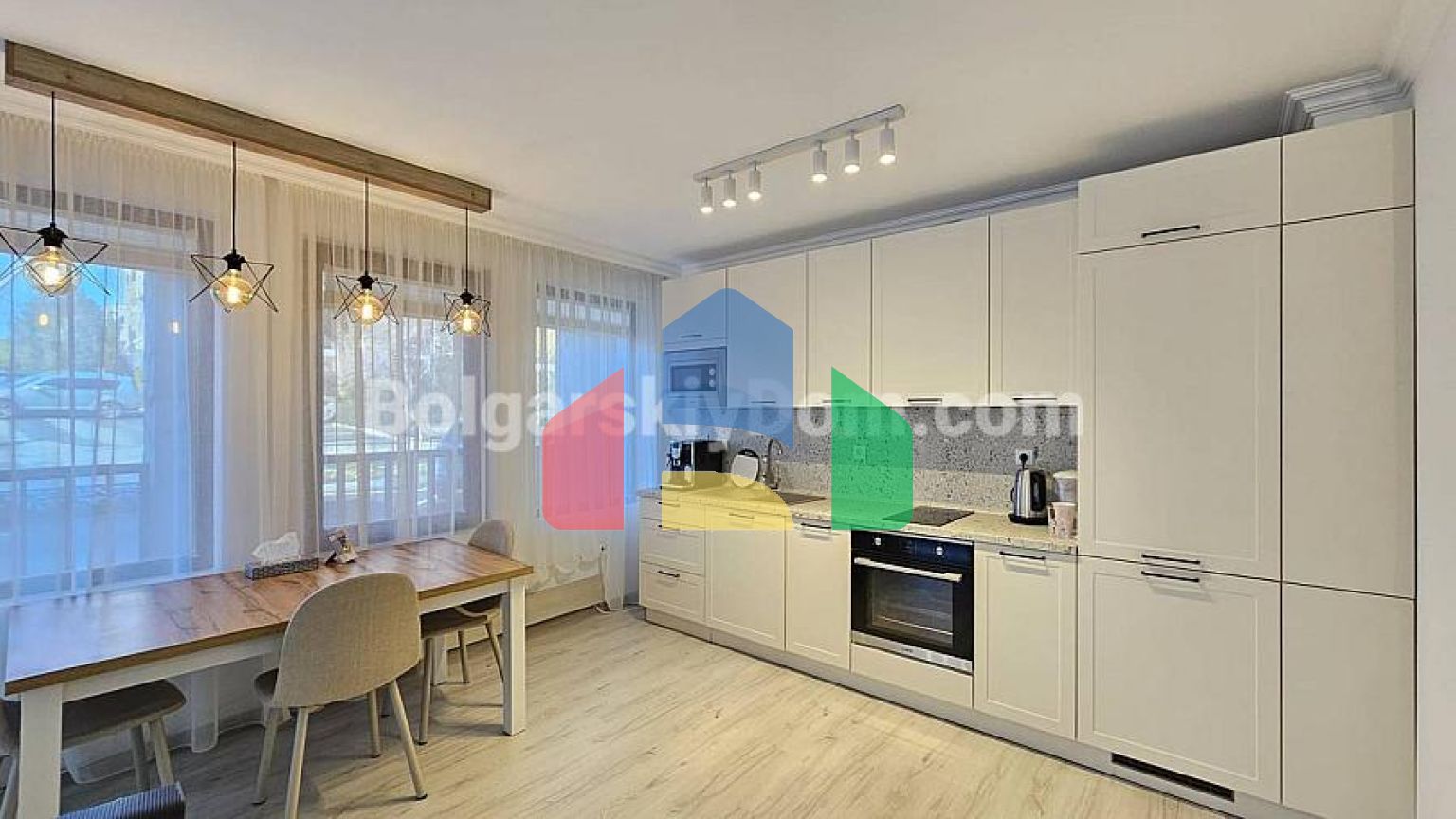 Двухкомнатная квартира в Этера 4