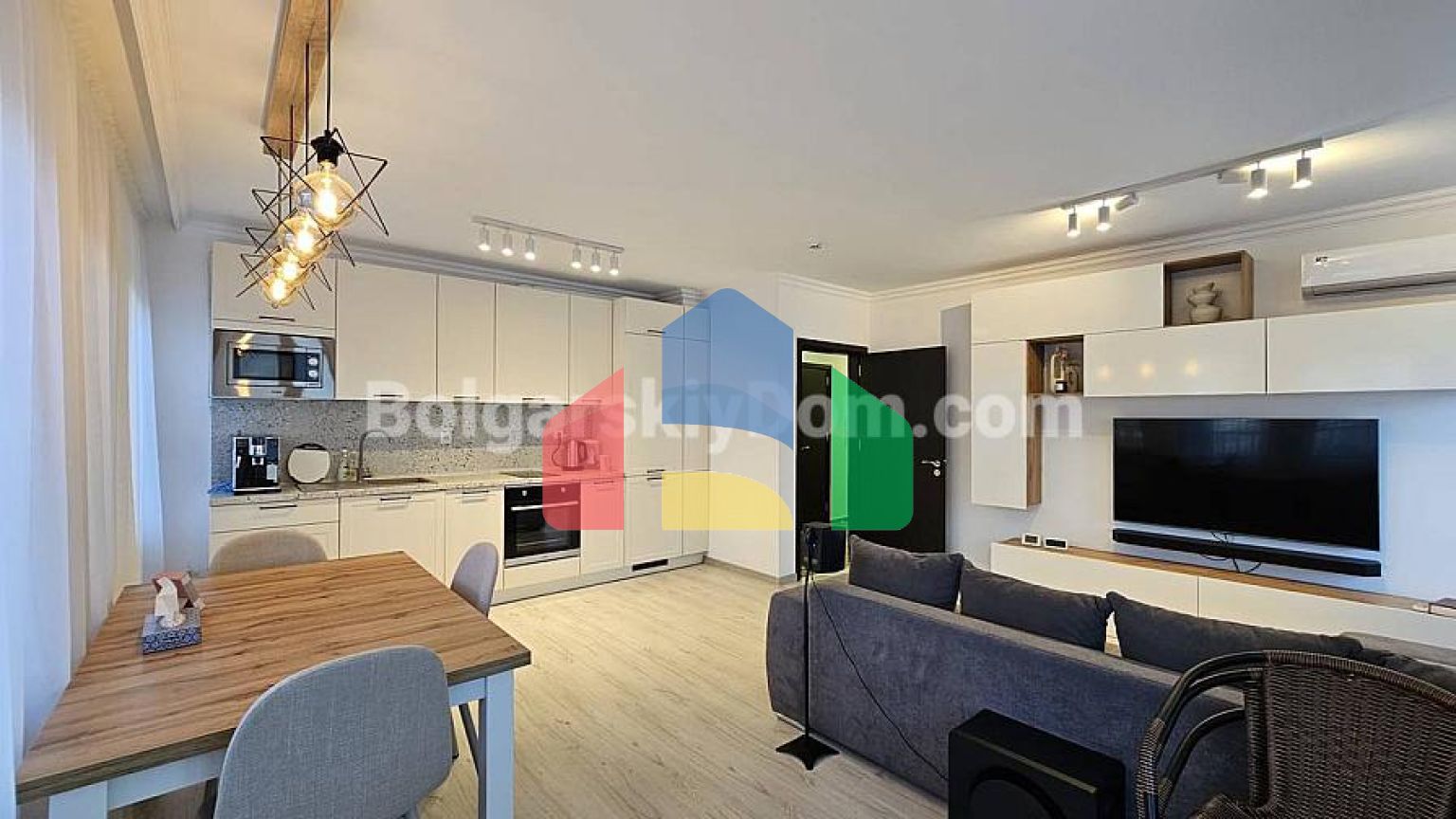 Двухкомнатная квартира в Этера 4