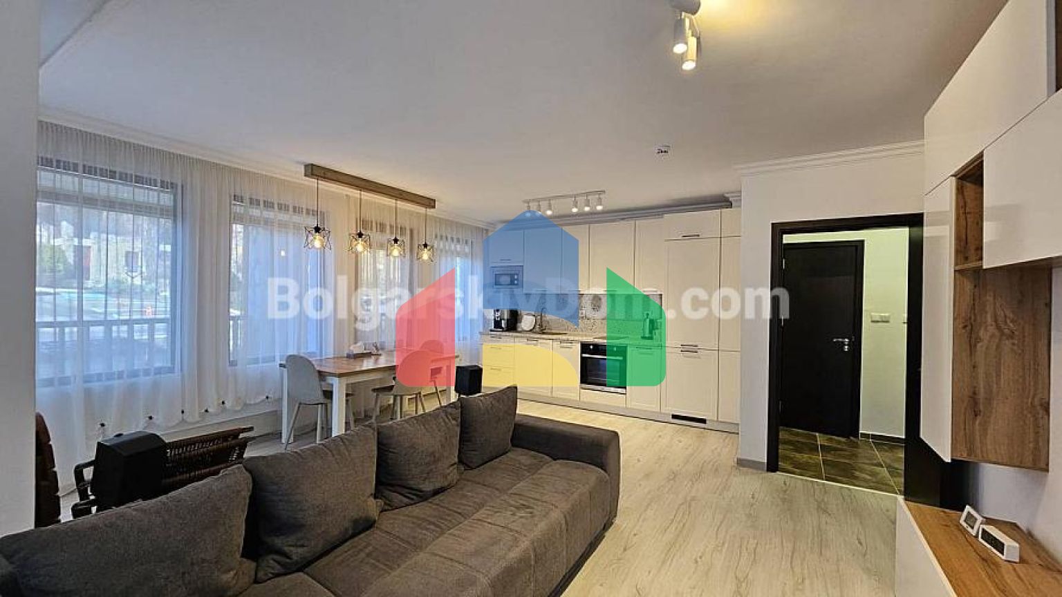 Двухкомнатная квартира в Этера 4