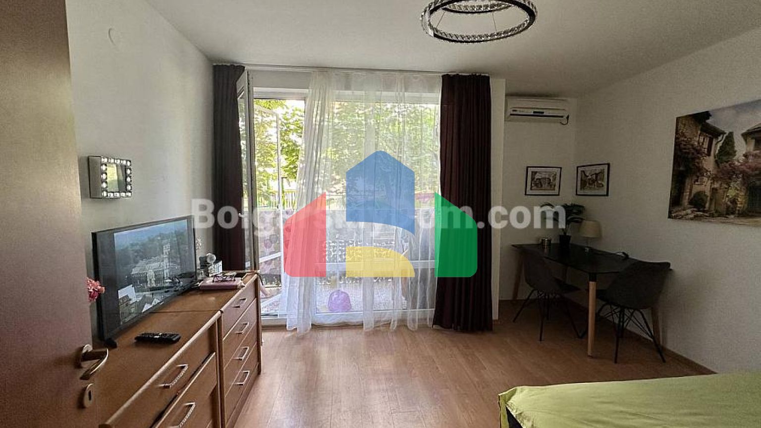 Трехкомнатная квартира в Империал Форт Клуб