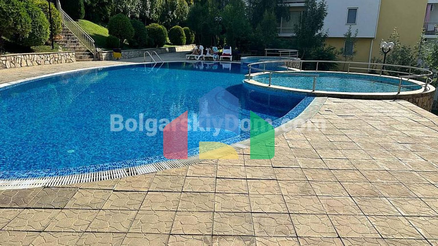 Трехкомнатная квартира в Империал Форт Клуб