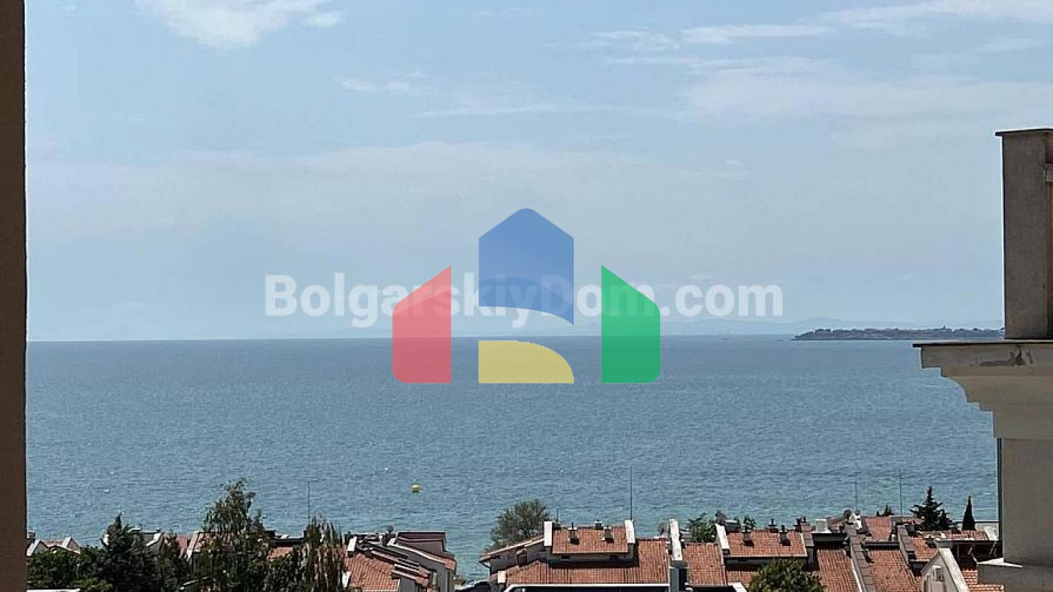 Стильная двухкомнатная квартира в Вилла Анторини