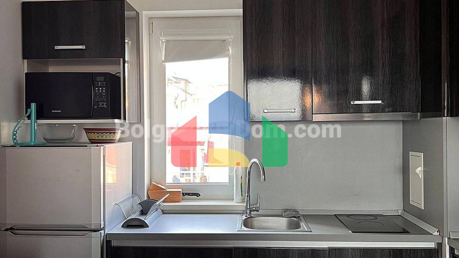 Стильная двухкомнатная квартира в Вилла Анторини