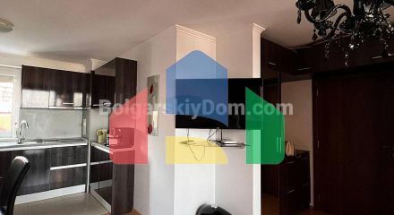 Стильная двухкомнатная квартира в Вилла Анторини