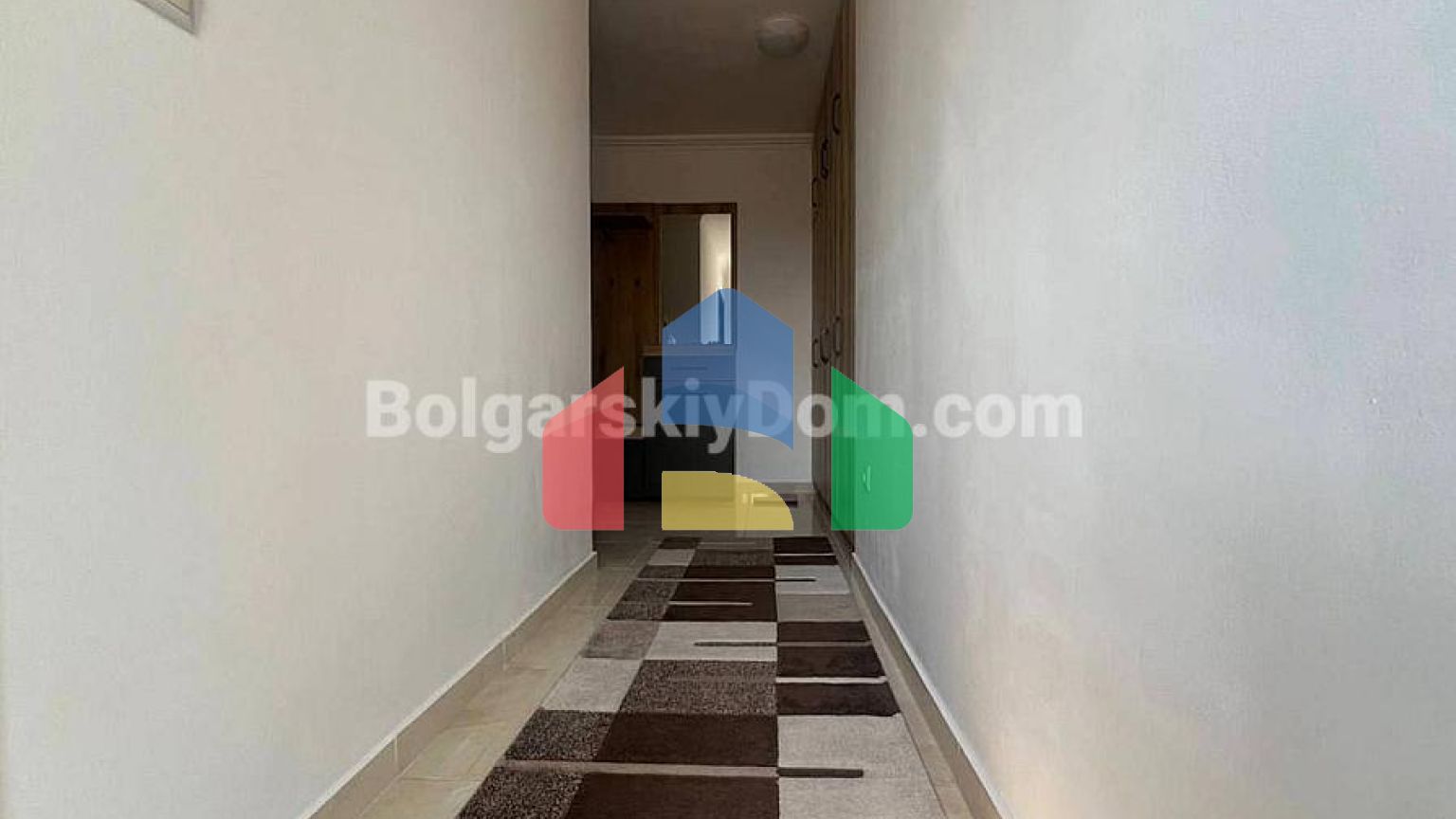 Трехкомнатная квартира в Феникс