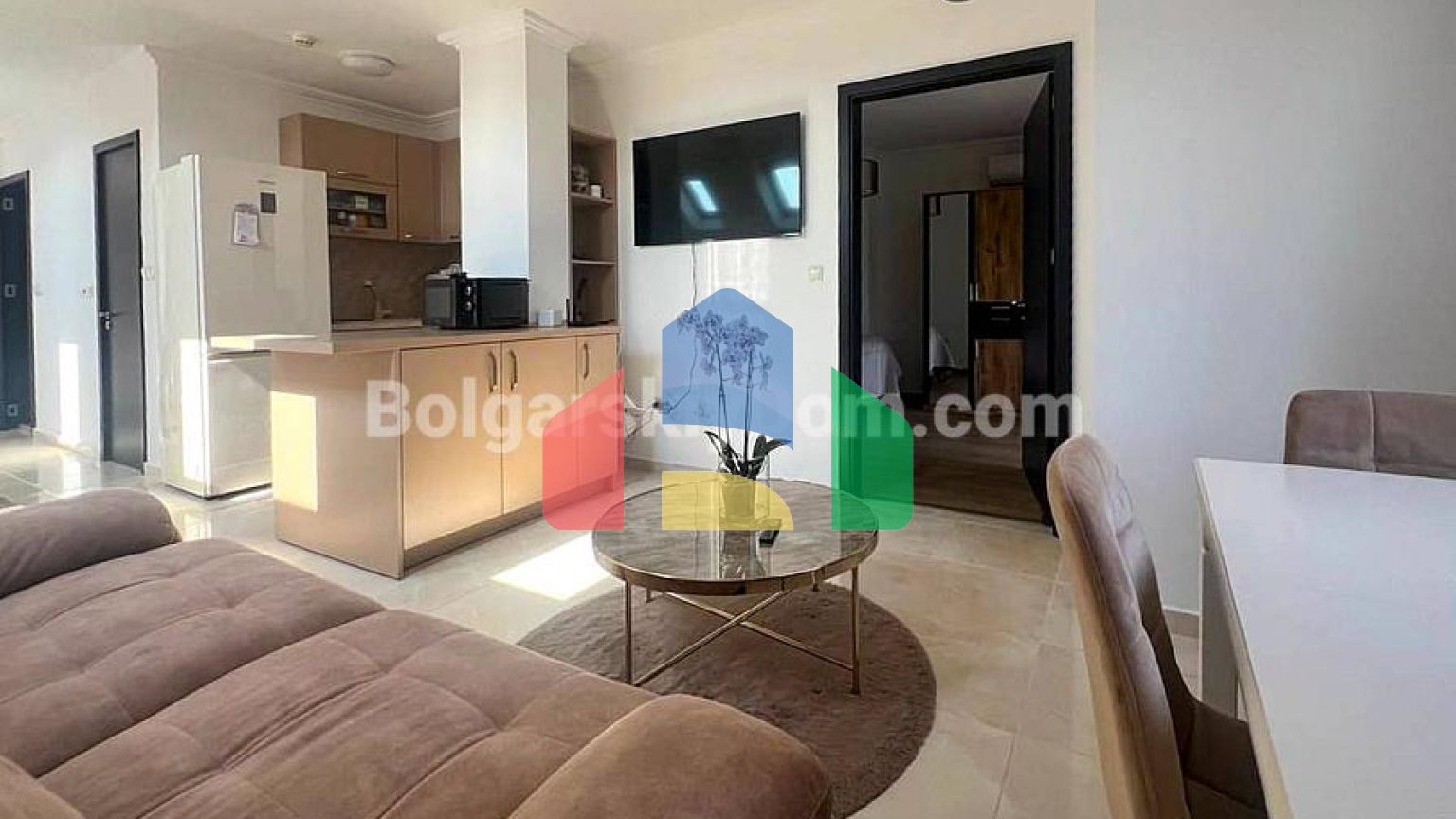 Трехкомнатная квартира в Феникс