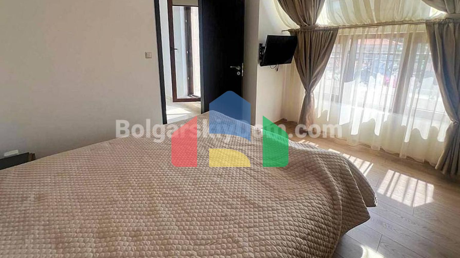 Трехкомнатная квартира в Феникс