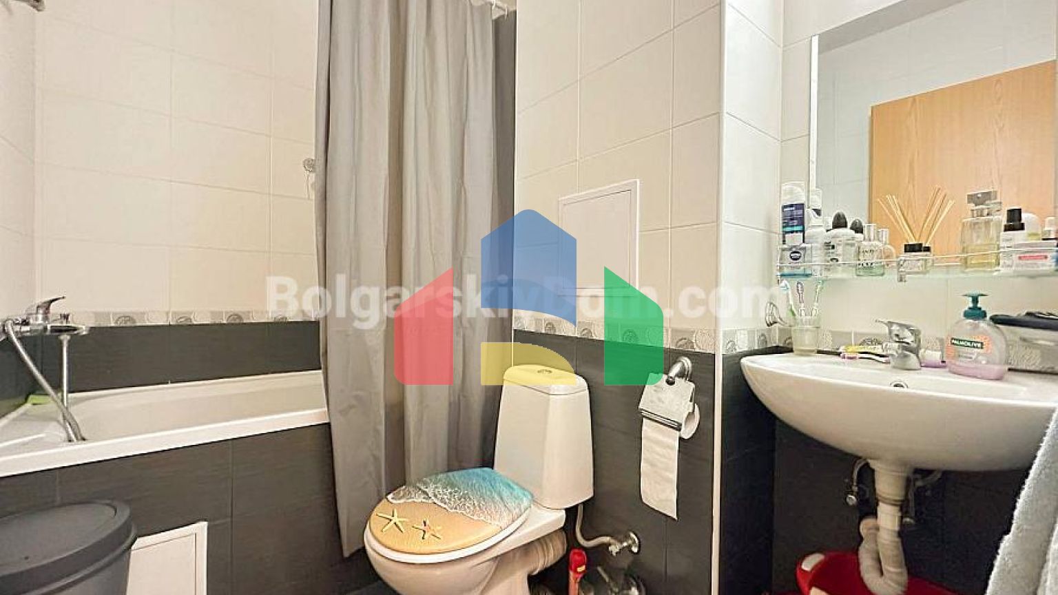 Двухкомнатная квартира в Райский Сад