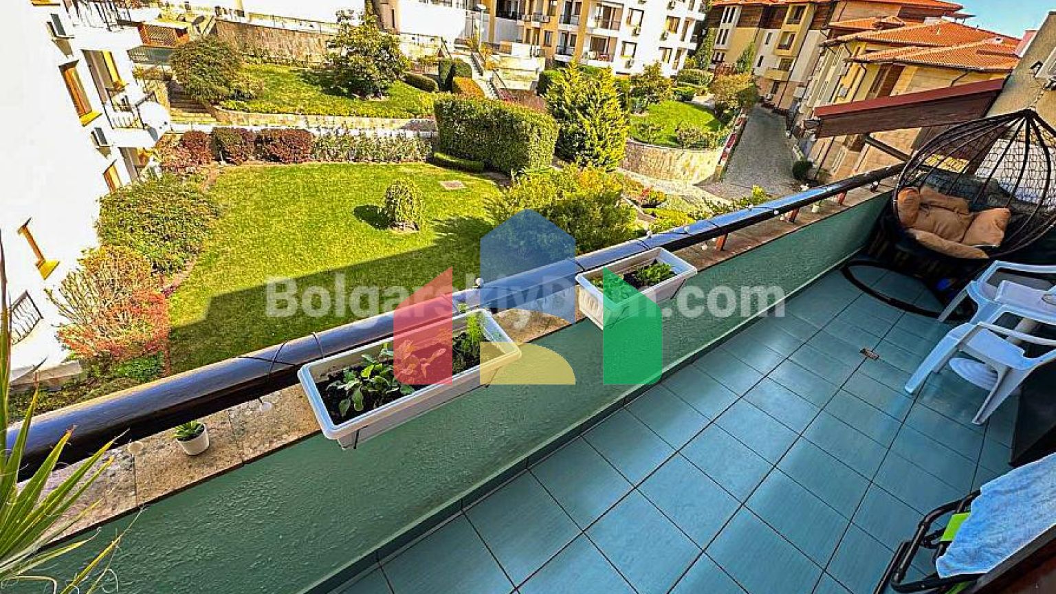 Двухкомнатная квартира в Райский Сад