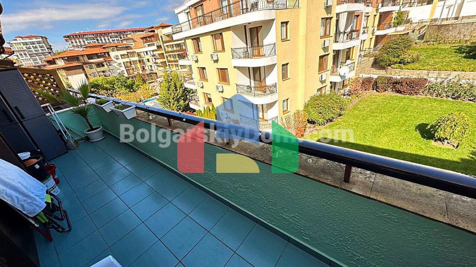 Двухкомнатная квартира в Райский Сад