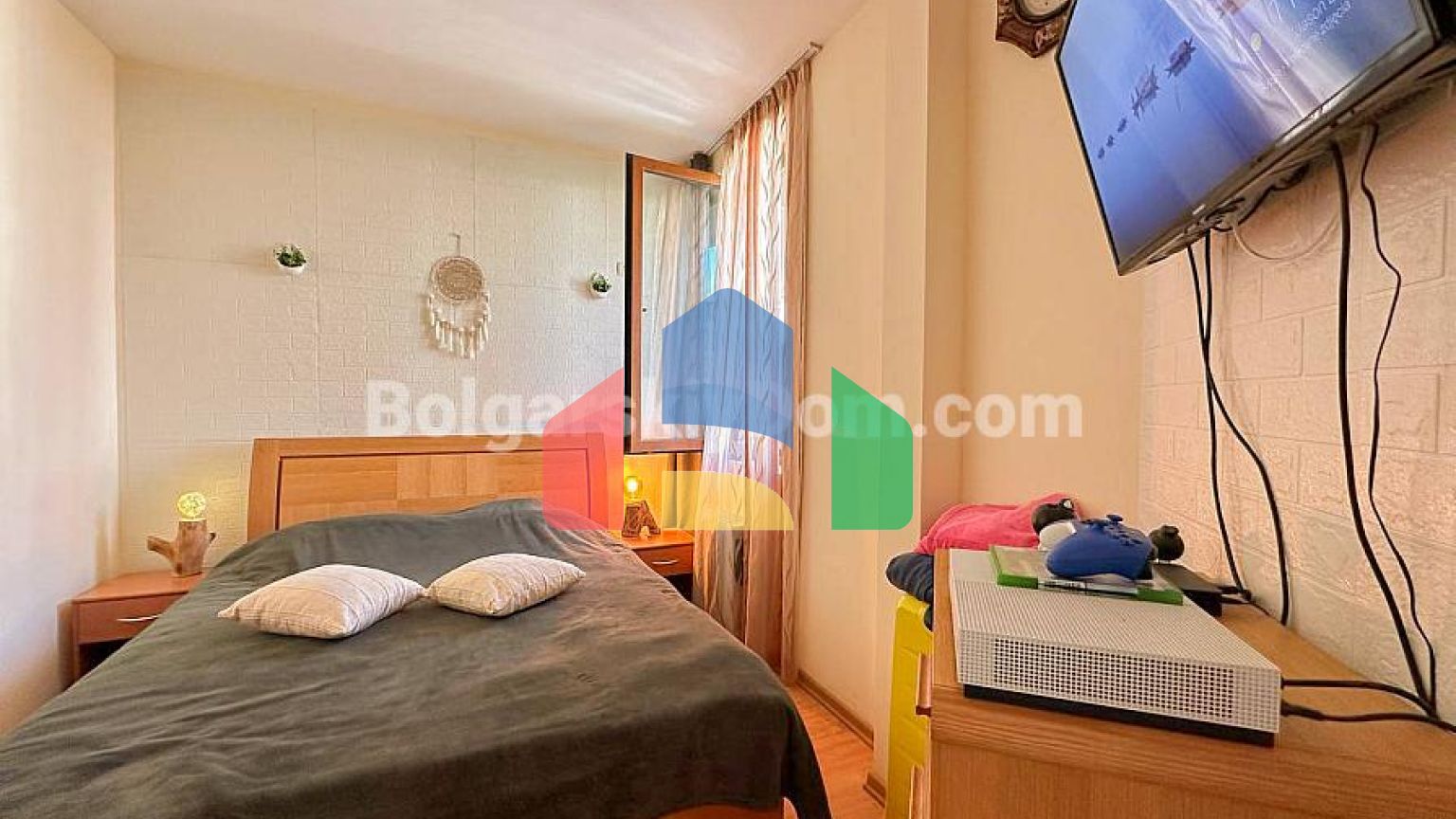 Двухкомнатная квартира в Райский Сад