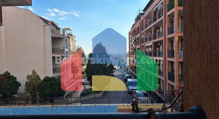 Двухкомнатаная квартира в Сияна