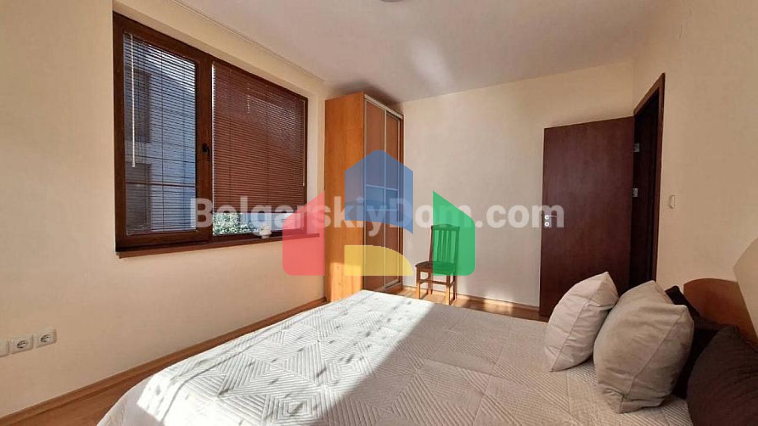 Двухкомнатаная квартира в Сияна