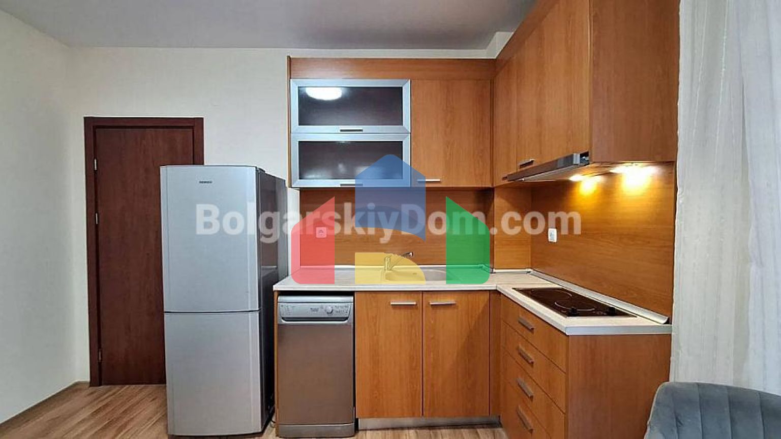 Двухкомнатаная квартира в Сияна