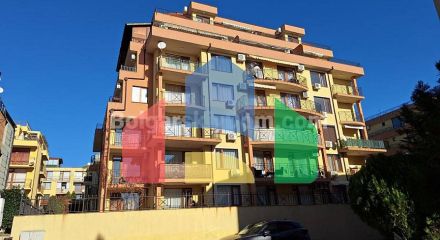 Двухкомнатаная квартира в Сияна