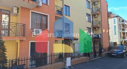 Двухкомнатаная квартира в Сияна