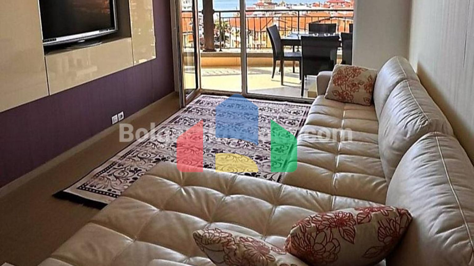 Четырехкомнатная квартира в Роял Палм