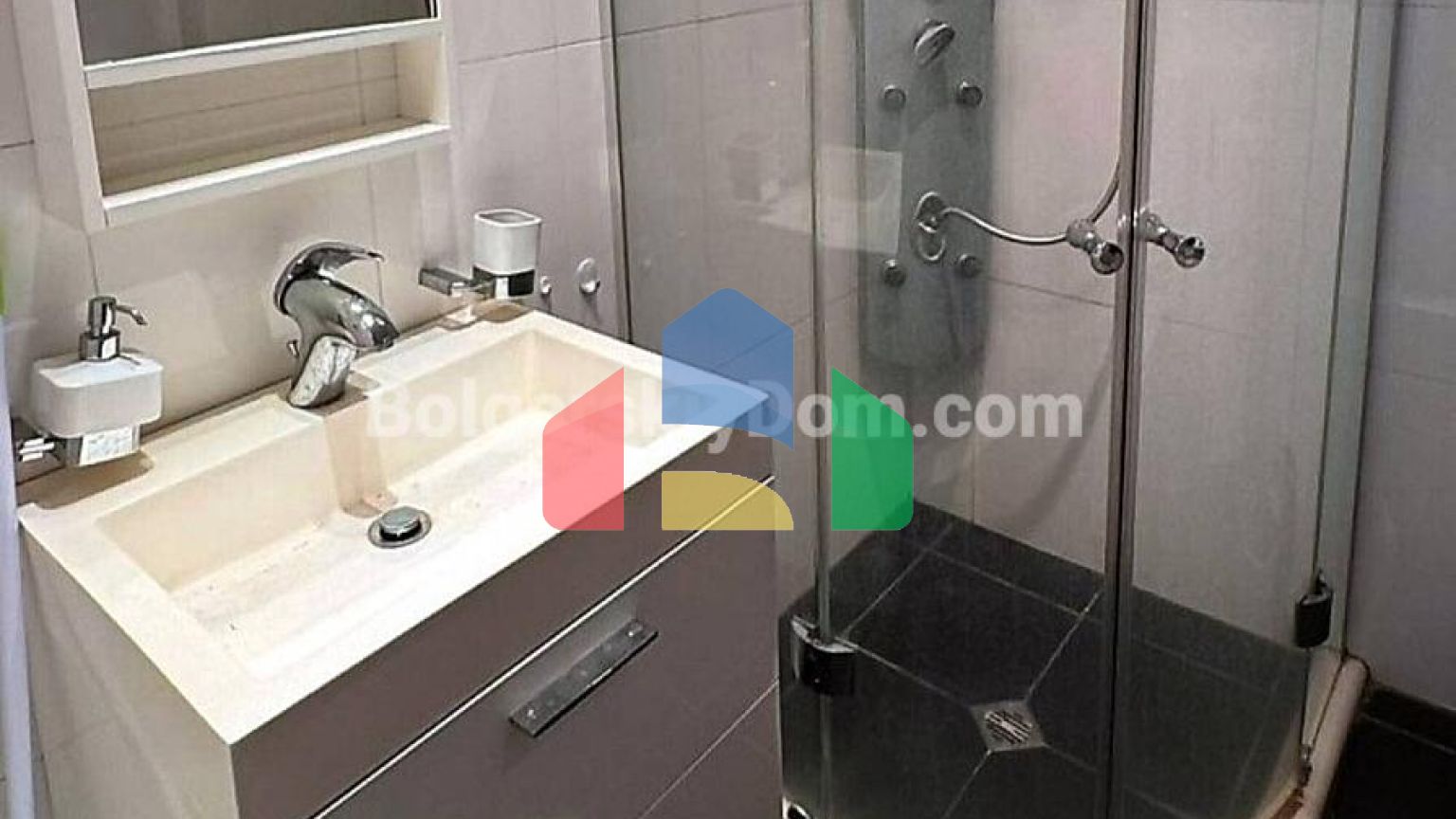 Четырехкомнатная квартира в Роял Палм