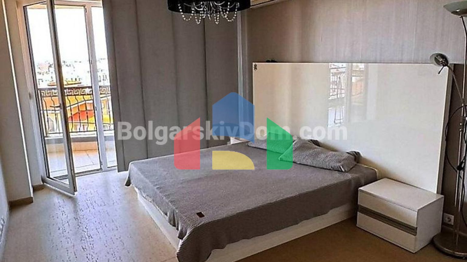 Четырехкомнатная квартира в Роял Палм