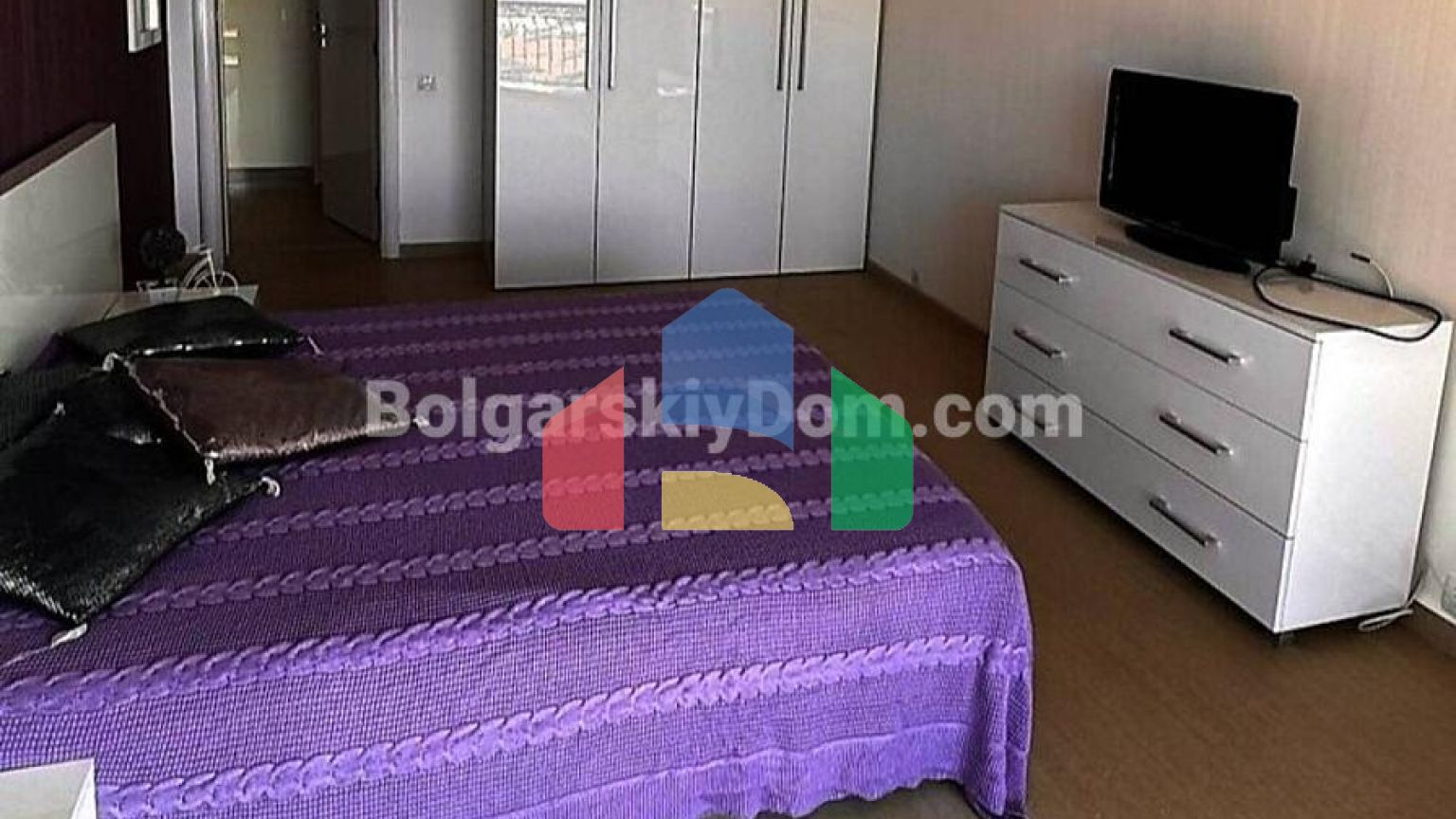 Четырехкомнатная квартира в Роял Палм