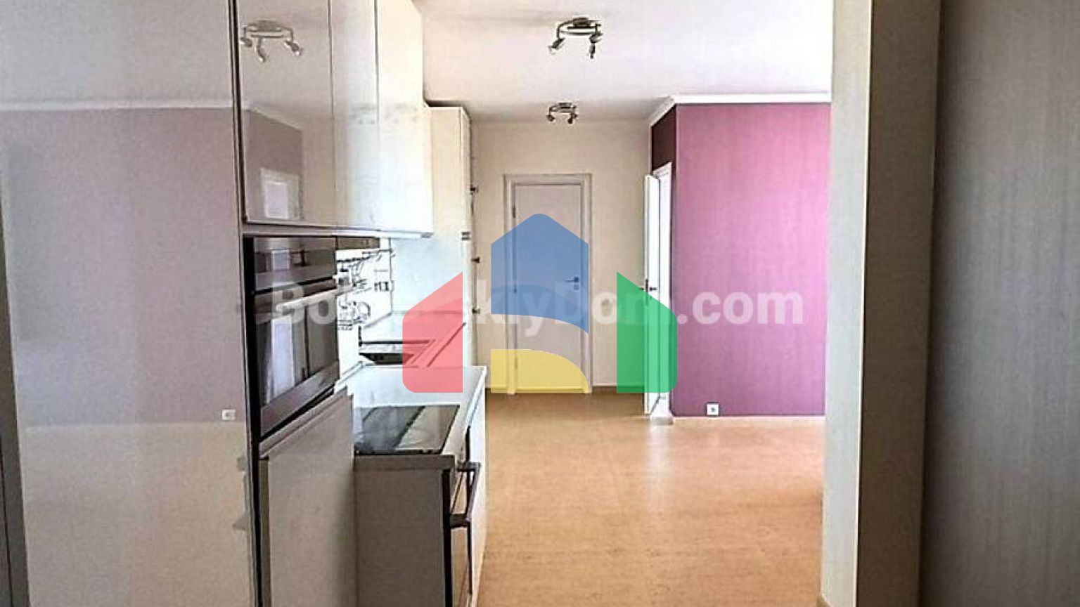 Четырехкомнатная квартира в Роял Палм