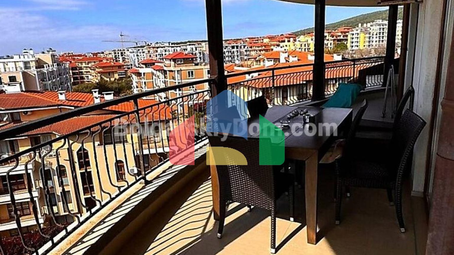 Четырехкомнатная квартира в Роял Палм