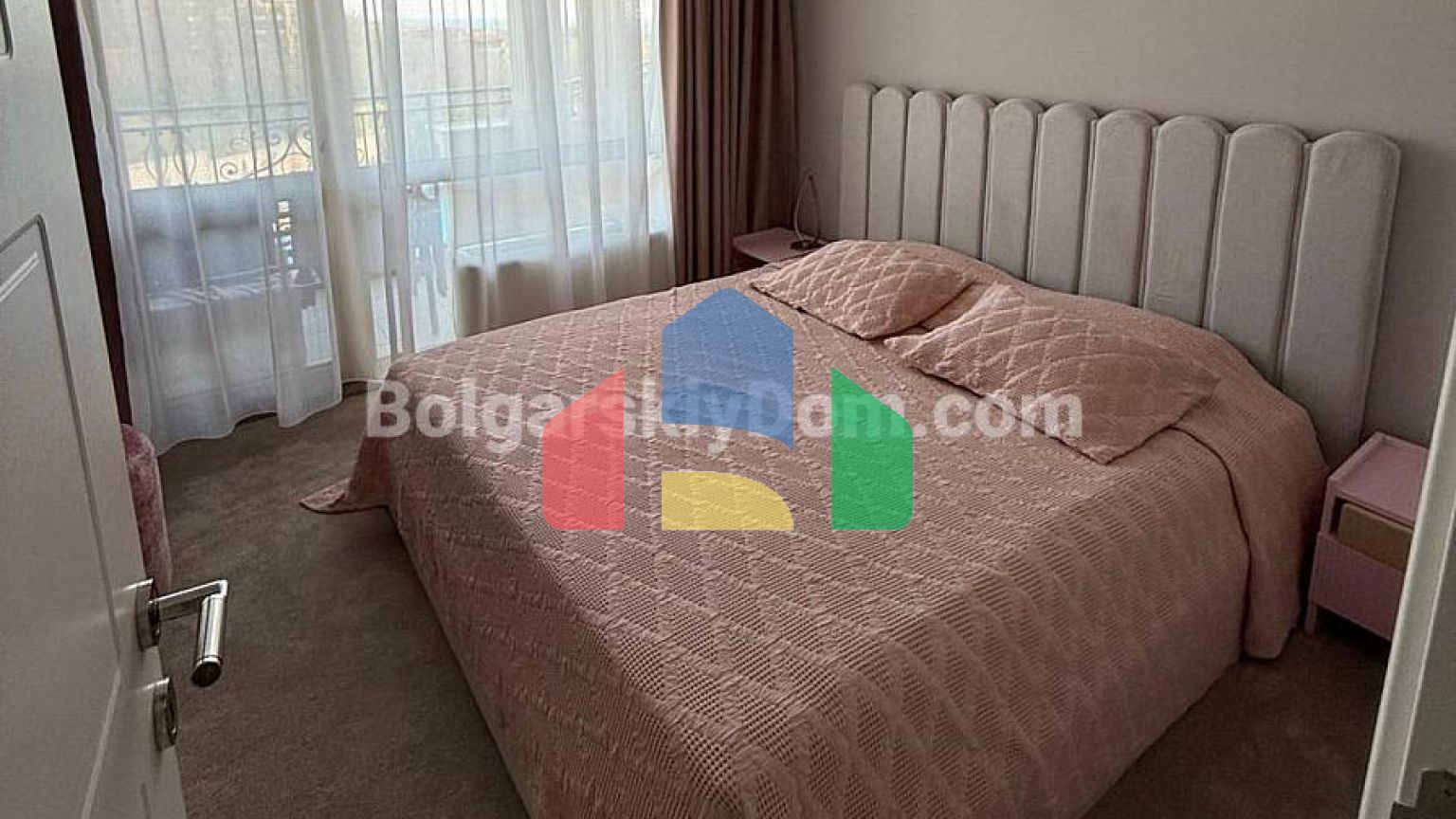 Трехкомнатная квартира в Вилла Флоренция