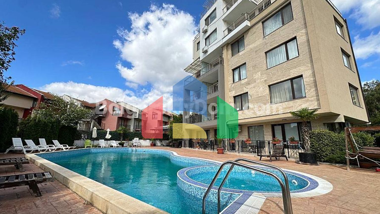 Двухкомнатная квартира в Ария