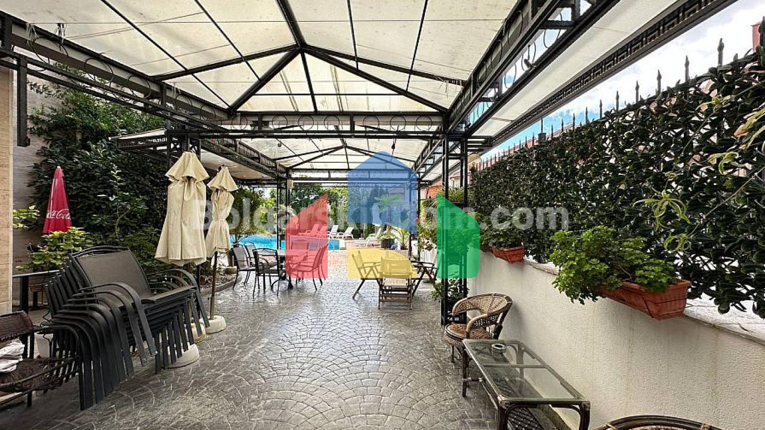 Двухкомнатная квартира в Ария