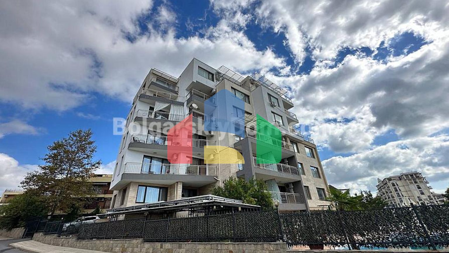 Двухкомнатная квартира в Ария