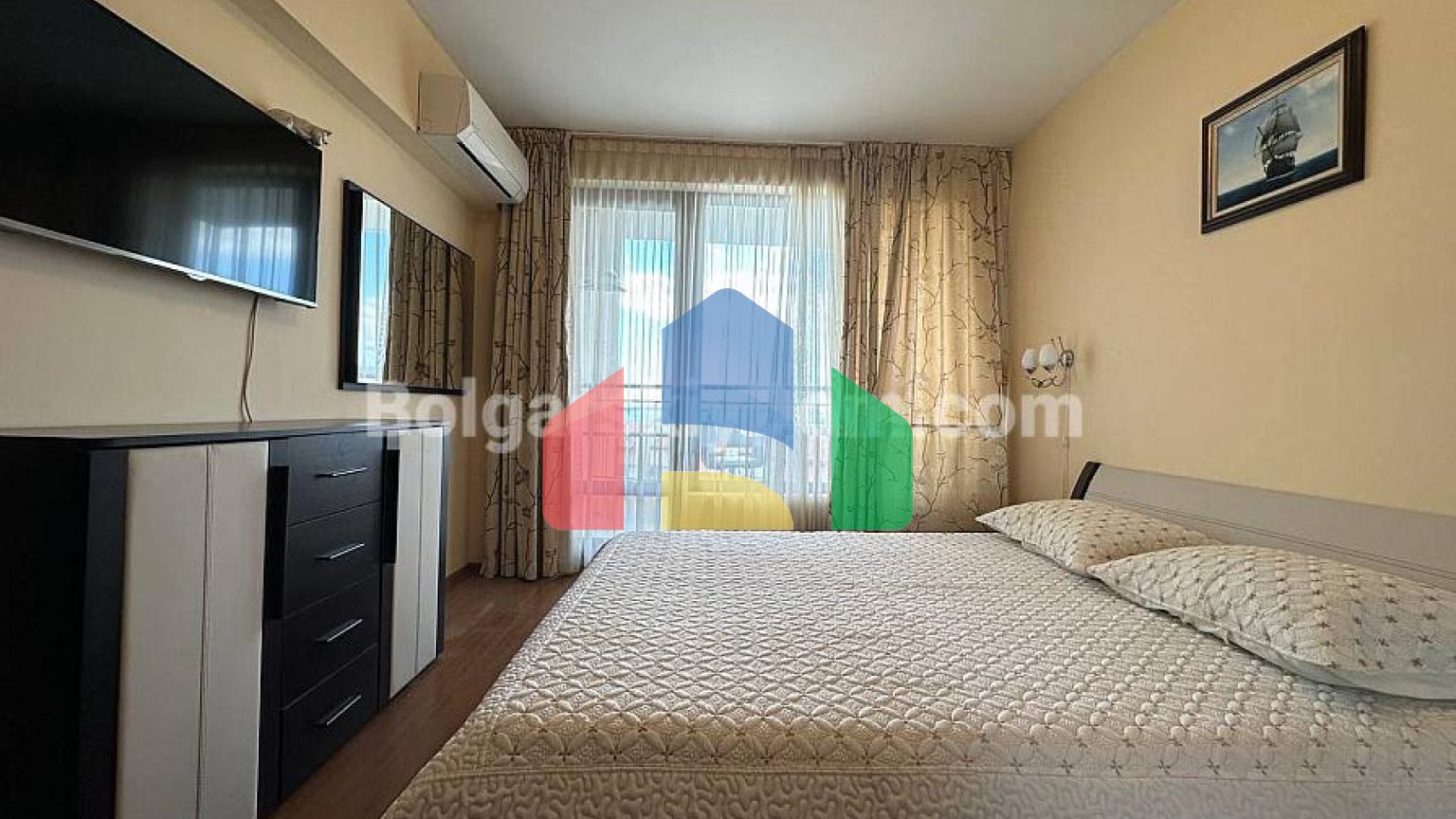 Двухкомнатная квартира в Ария