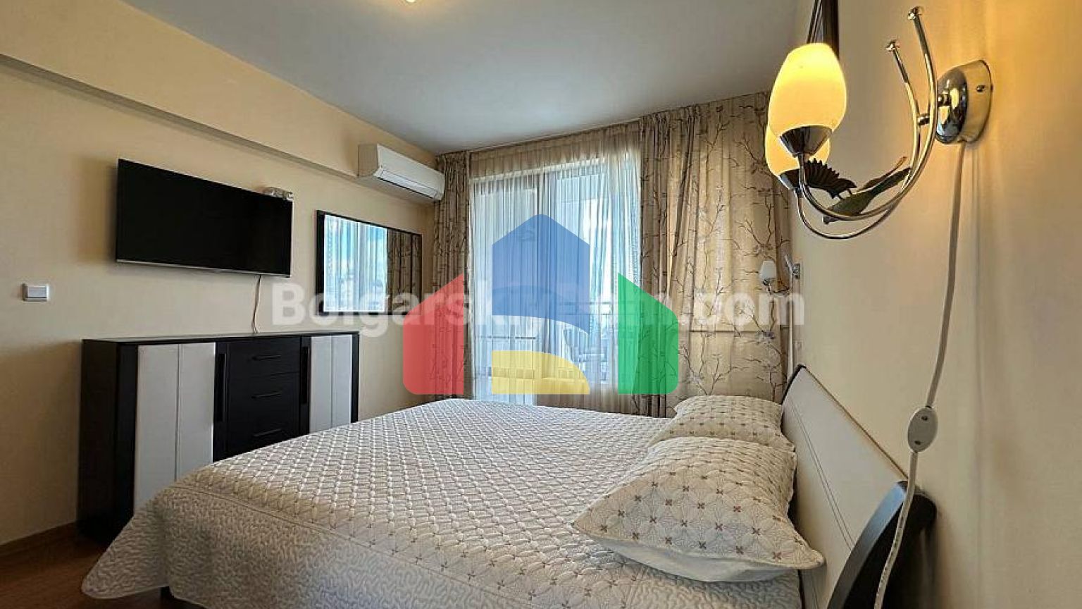 Двухкомнатная квартира в Ария